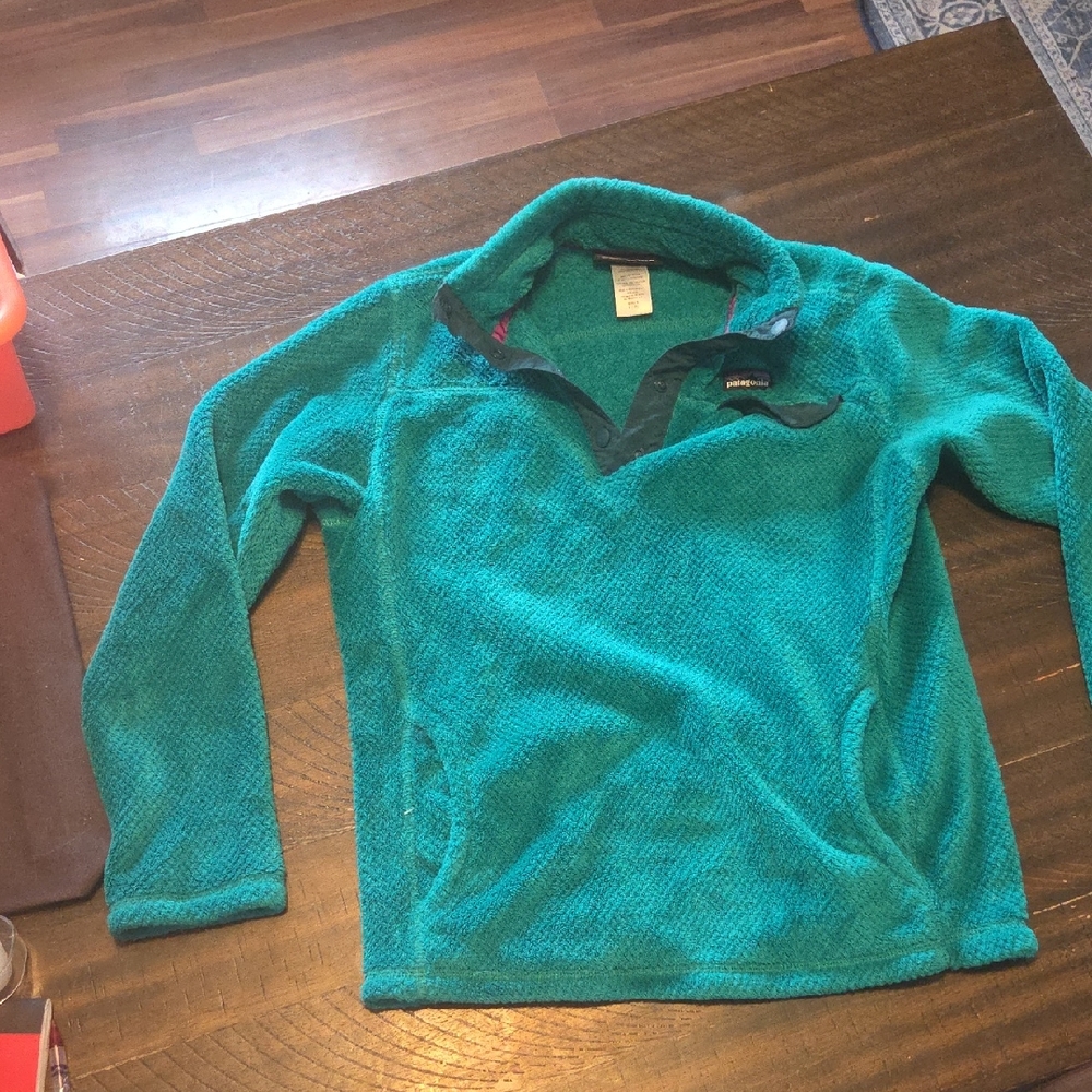 Patagonia Women's Turquoise Cowl Neck Sweater